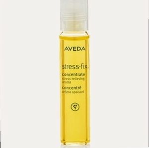 AVEDA Stress Fix Oil Roll On .